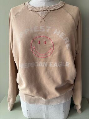 American Eagle Outfitters WomensTan smileyface Crewneck Sweatshirt Sz XS